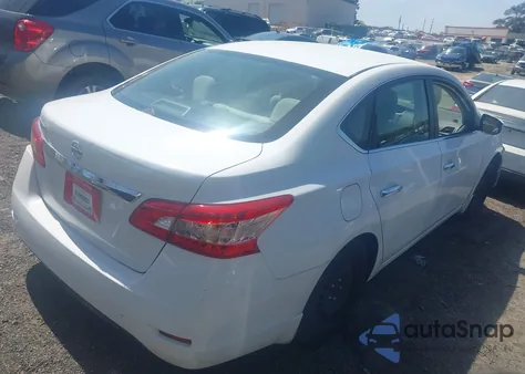 2015 Nissan Sentra S из США, поврежденный, VIN 3N1AB7AP6FY379977